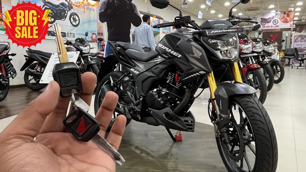 कौड़ियों के दाम में आया Honda का धाकड़ स्पोर्ट्स बाइक, मिलेगा शानदार परफ़ॉर्मेंस और माइलेज